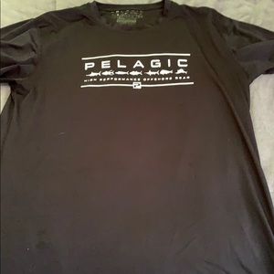 Black pelagic short sleeve shirt